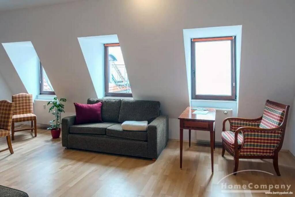 Apartment In Der Strohsackpassage - Zentrum Hbf Oper Leipzig Exteriör bild